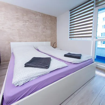 Savana Place & Private Parking דירה *