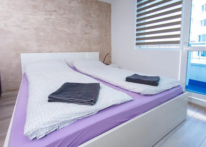 Savana Place & Private Parking דירה *